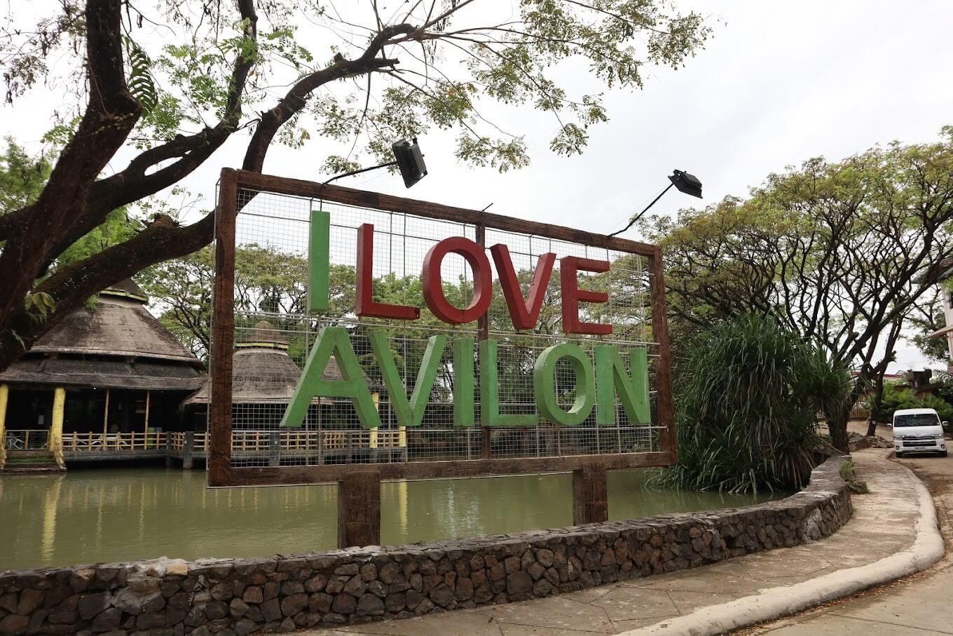 Ark Avilon Zoo | Entrance Fee, Opening Hours & More