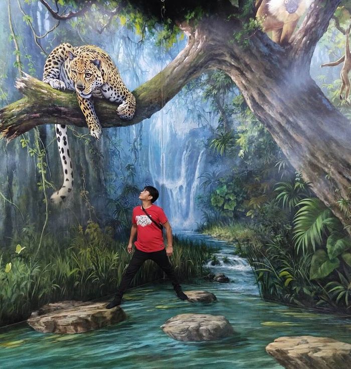 Art In Island