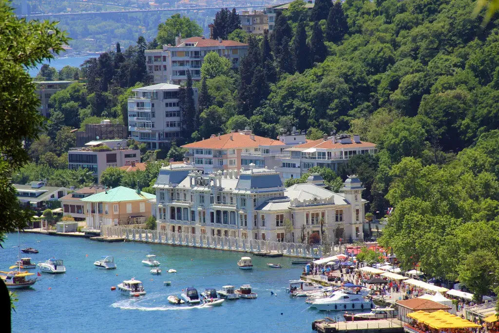 Bebek Bay