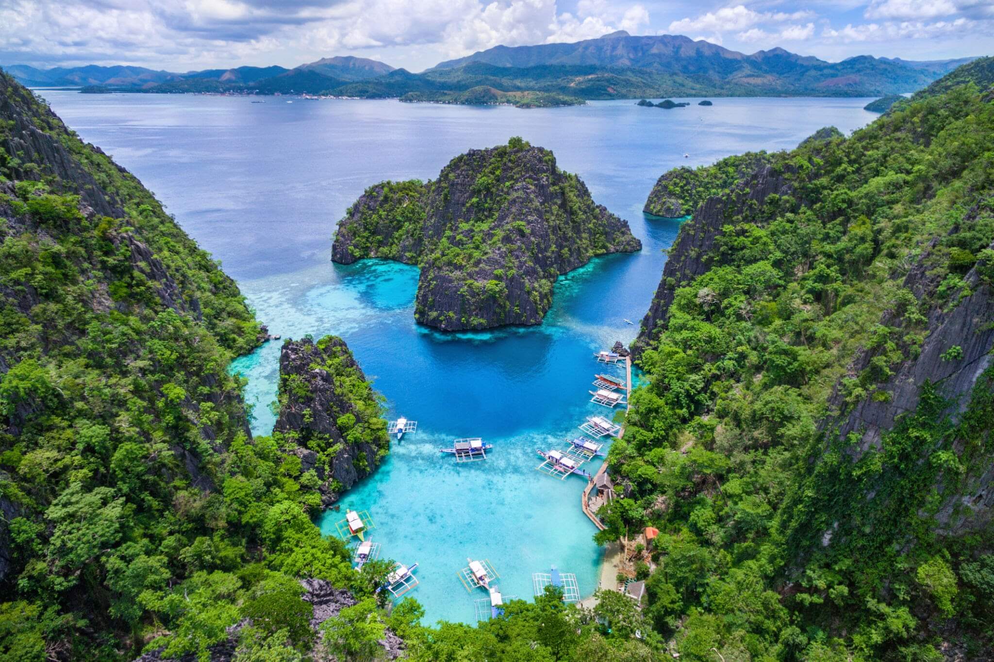 Kayangan Lake | Entrance Fee, Opening Hours & More