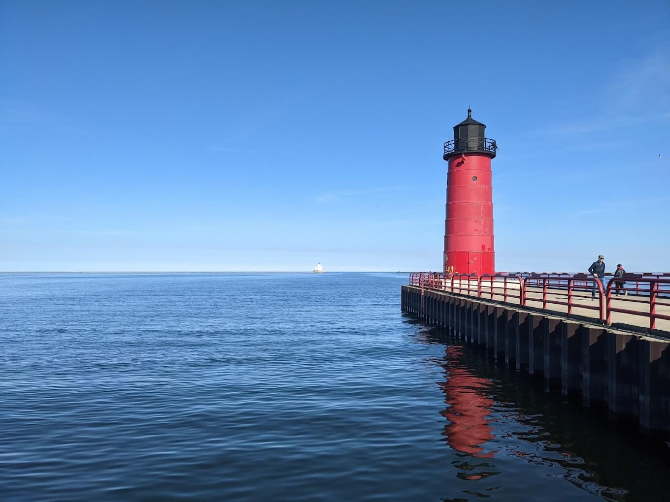 Milwaukee Pierhead Lighthouse | Entrance Fee, Opening Hours & More