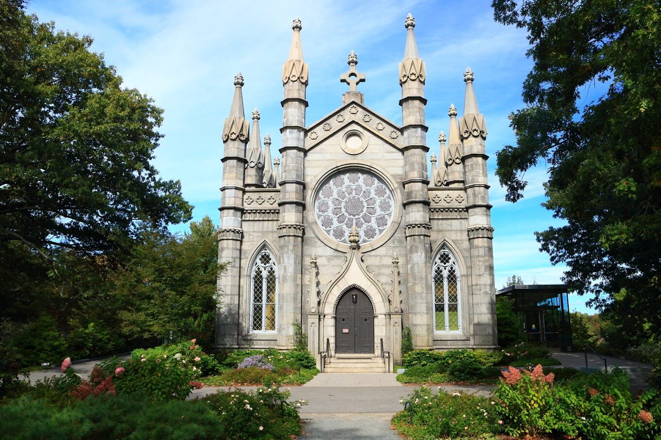 Mount Auburn Cemetery | Entrance Fee, Opening Hours & More