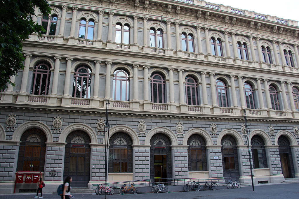 Palazzo De' Toschi