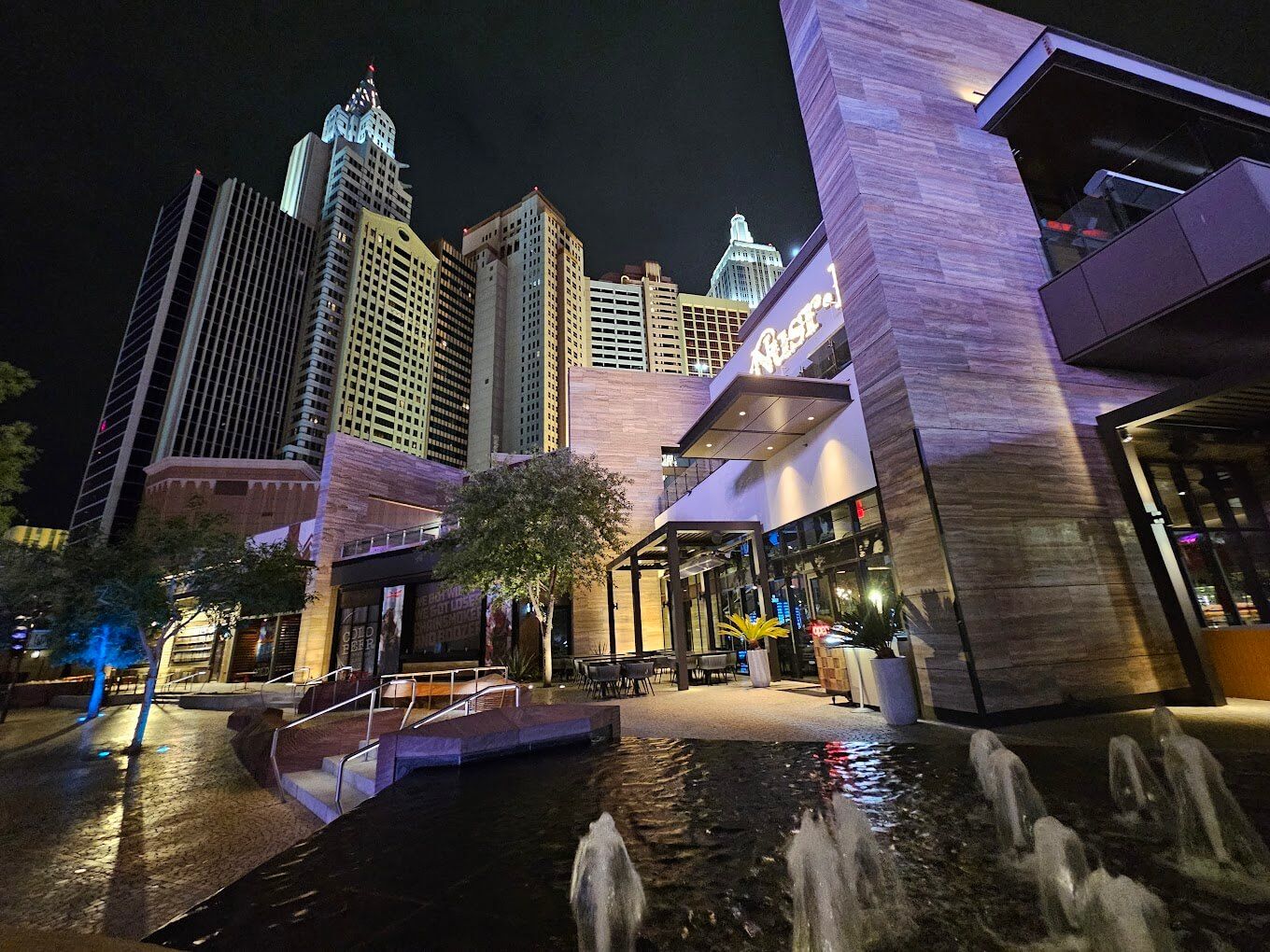 TMobile Arena Entrance Fee, Opening Hours & More