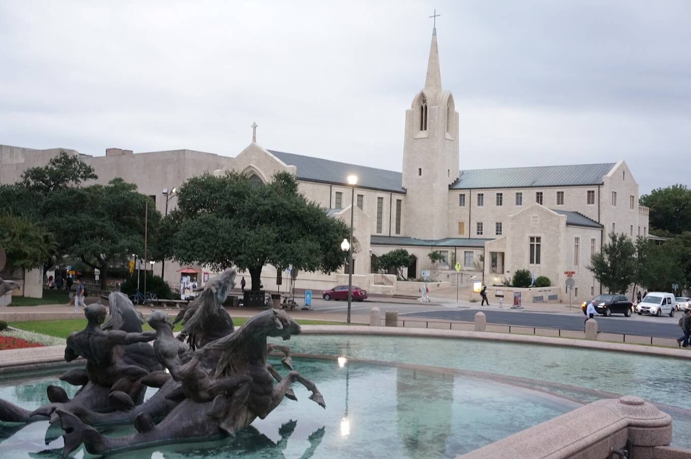 University of Texas at Austin | Entrance Fee, Opening Hours & More