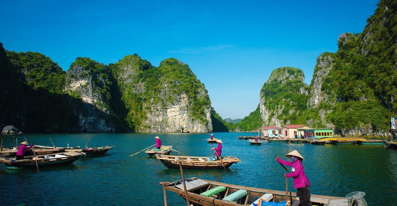 How to Travel Around Vietnam