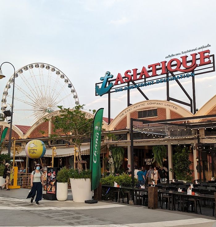 Asiatique The Riverfront