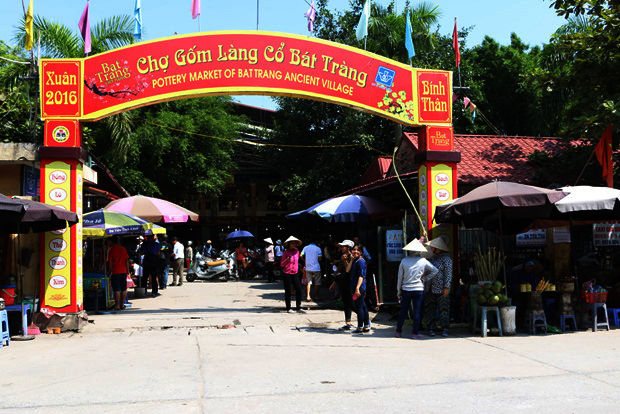 Bát Tràng Market