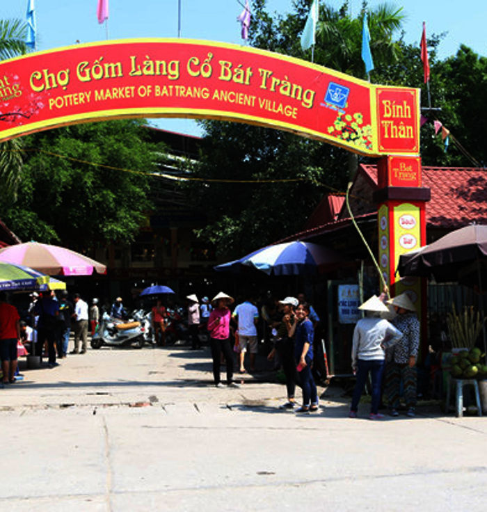 Bát Tràng Market