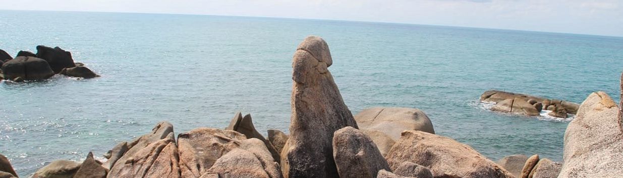 Grandfather and Grandmother Rocks (Hin Ta Hin Yai)