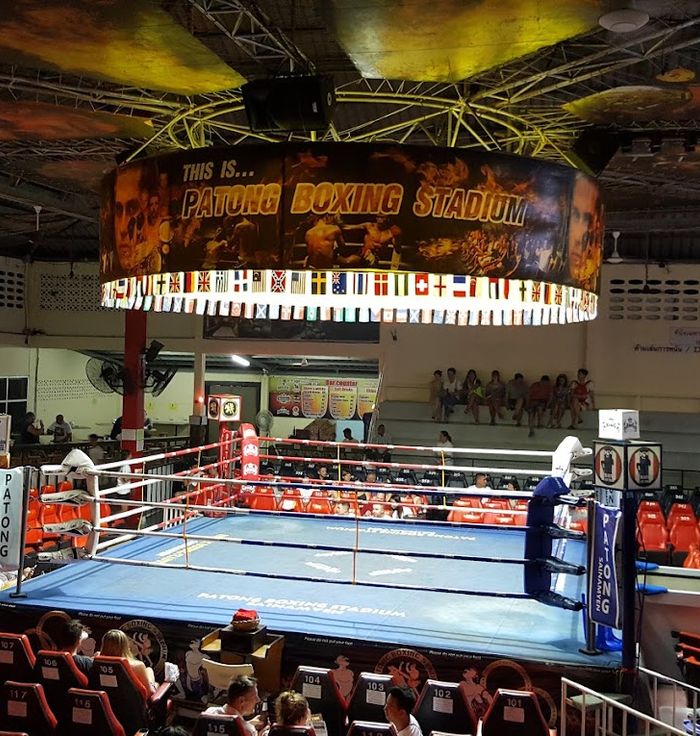 Patong Boxing Stadium Sainamyen