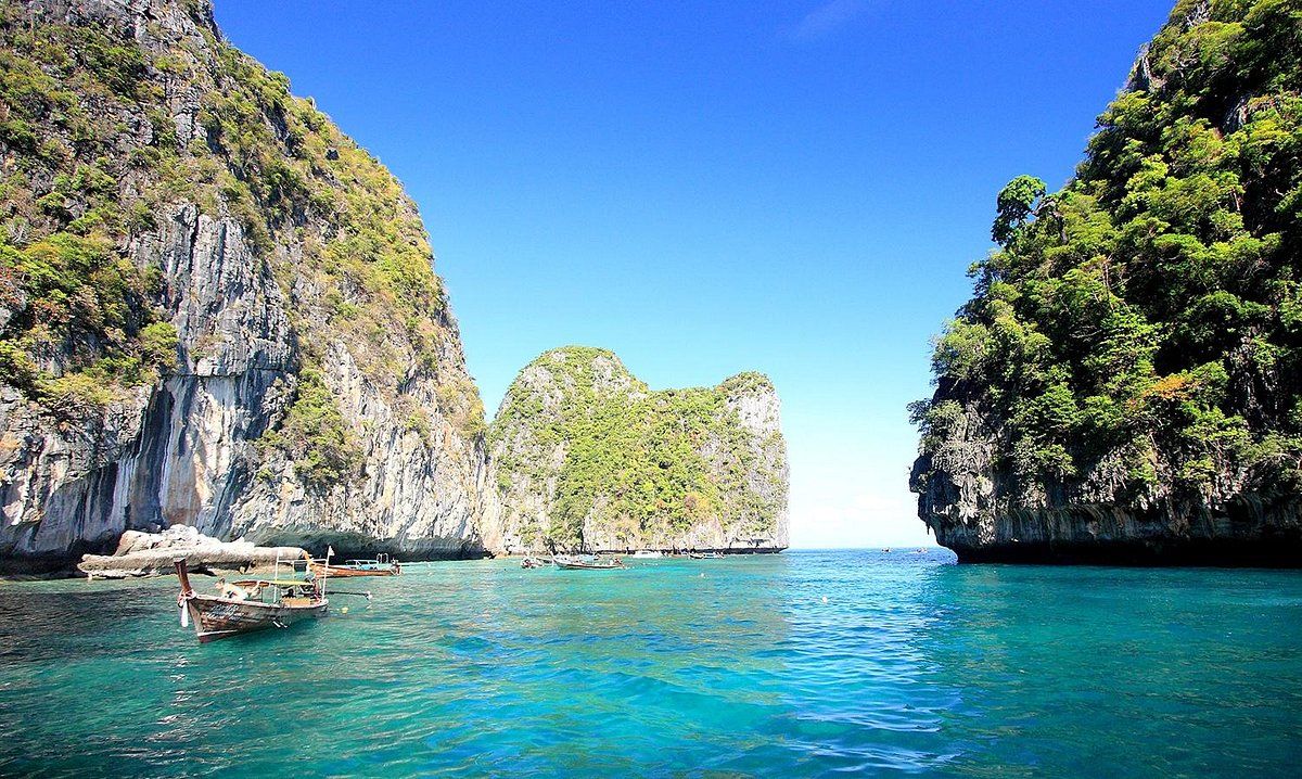 Pi Leh Bay (Pi Leh Lagoon)
