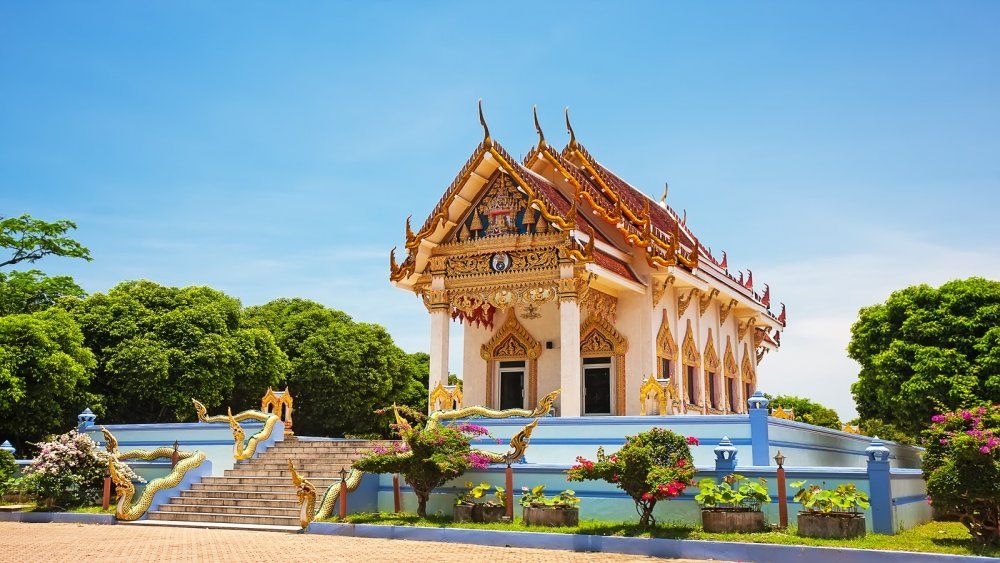 Koh Samui Wat Khunaram (Phra Wihan Luang Por Daeng)}