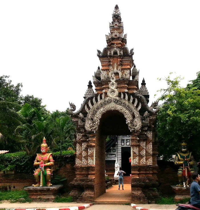 Wat Lok Moli