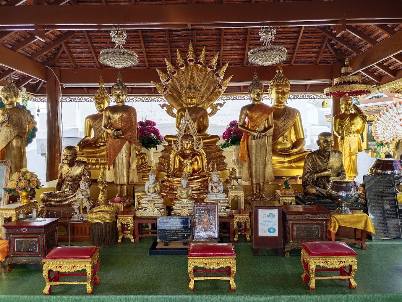 Wat Phra Sri Mahathat Woramahawihan