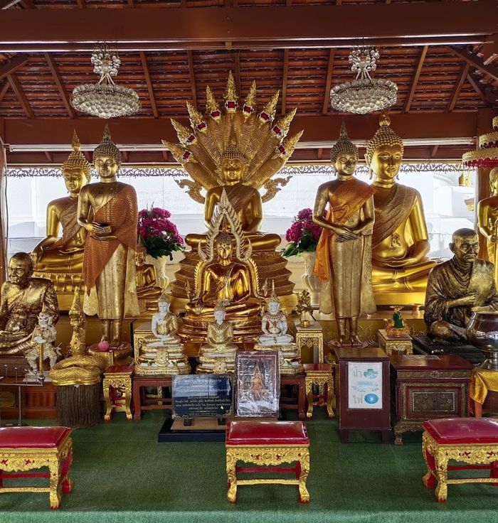 Wat Phra Sri Mahathat Woramahawihan