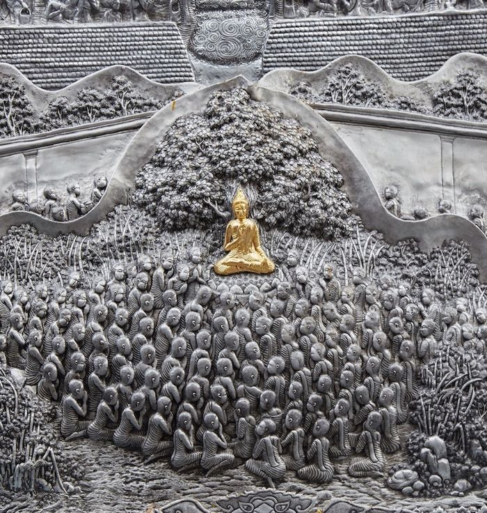 Wat Sri Suphan (Silver Temple)