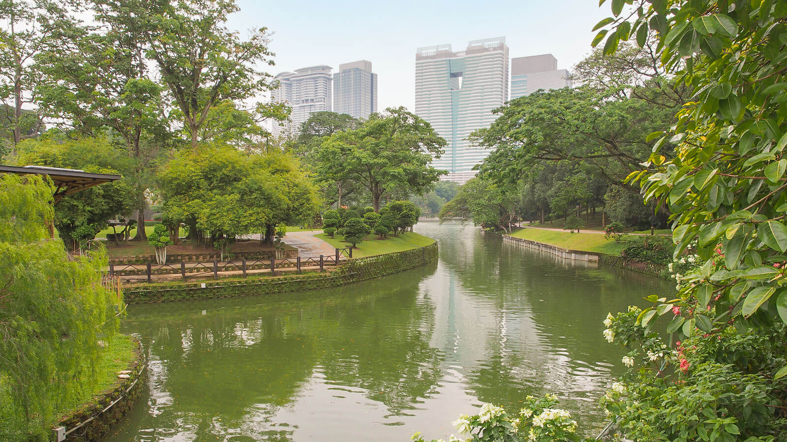 perdana botanical gardens kuala lumpur