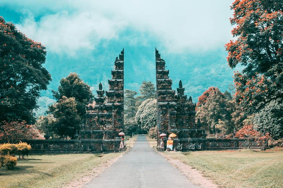 handara gate bali