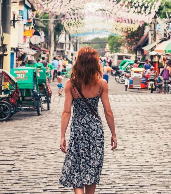 Manila Divisoria & Street Food Dare Tour