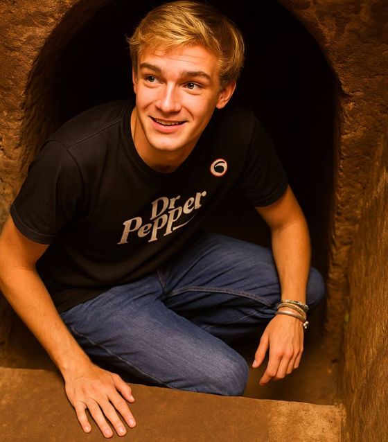 Cu Chi Tunnels