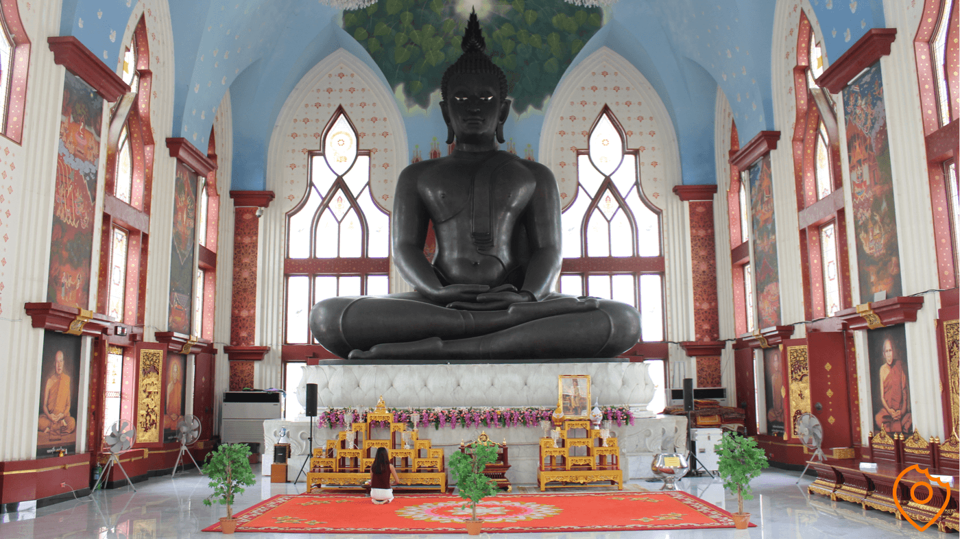 Visiting Wat Dhammamongkol