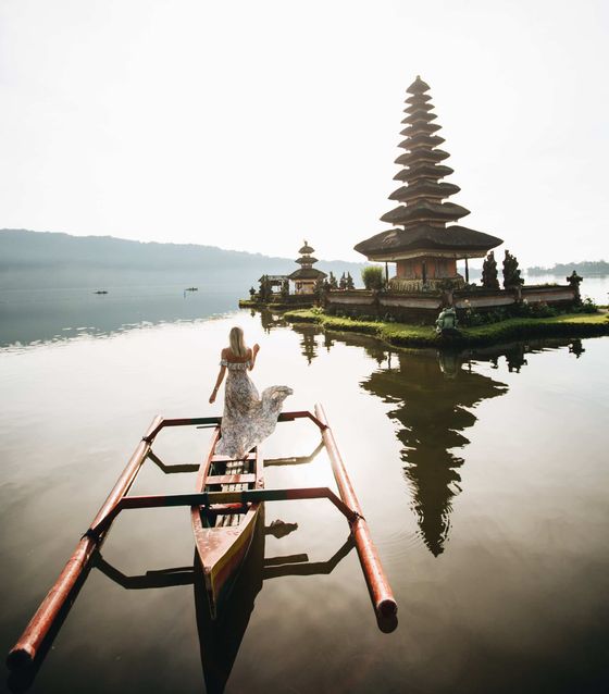 Ulun Danu Temple, Bali