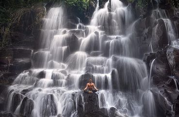 Kanto Lampo Waterfall, Bali