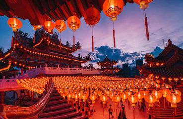 Kuala Lumpur By Night: A Magical Light Experience