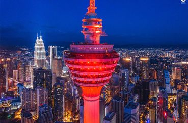 Kuala Lumpur By Night: A Magical Light Experience