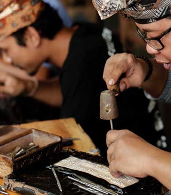 highly skilled gold and silver crafting, Bali