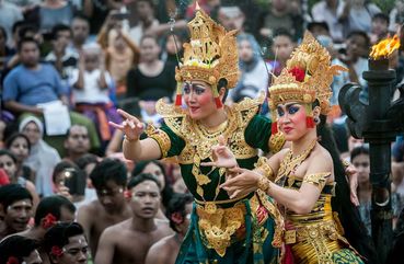 Uluwatu & Kecak Dance Tour (Half Day)