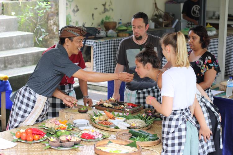 Cooking class in Bali tour