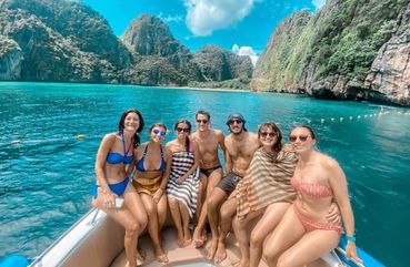 Phuket: VIP Private Boat to Phi Phi Island: Snorkeling + Land Tour