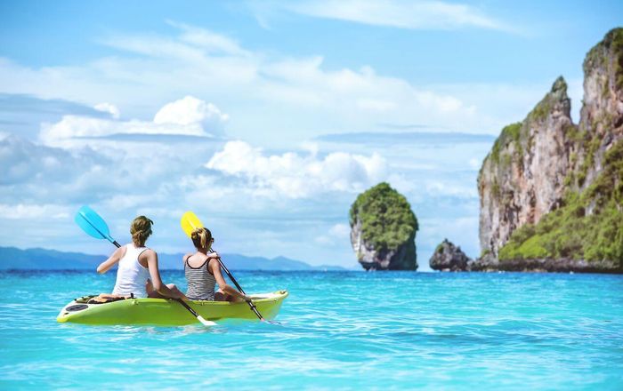 Krabi Kayak Tour: The Hidden Caves