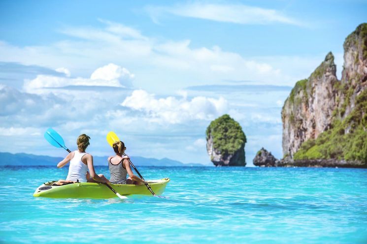 Krabi Kayak Tour: The Hidden Caves