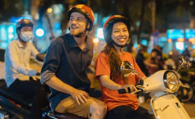 Saigon at Night: Street Food by Motorbike Tour