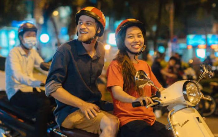 Saigon at Night: Street Food by Motorbike Tour