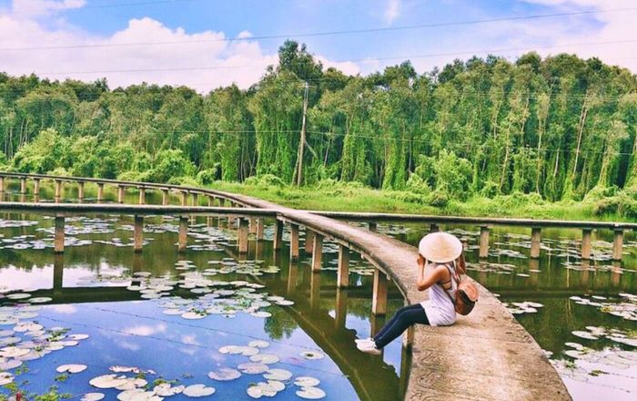 Tan Lap Floating Village Eco-Tourism Adventure