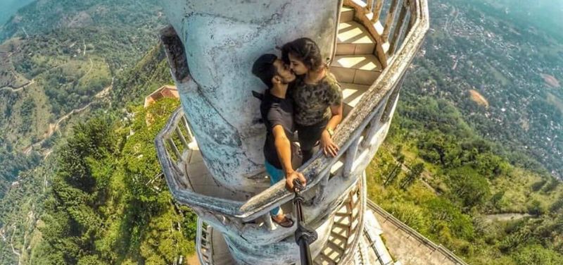 Sri Lanka Ultimate Ambuluwawa Tower And Hike Experience