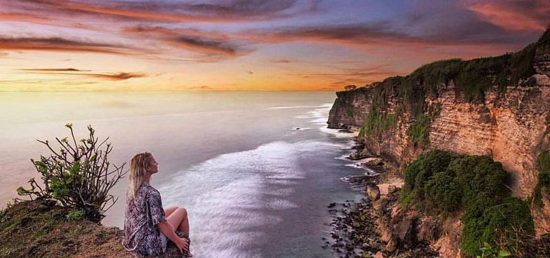 Uluwatu Instagram Tour: Unforgettable Beaches                      