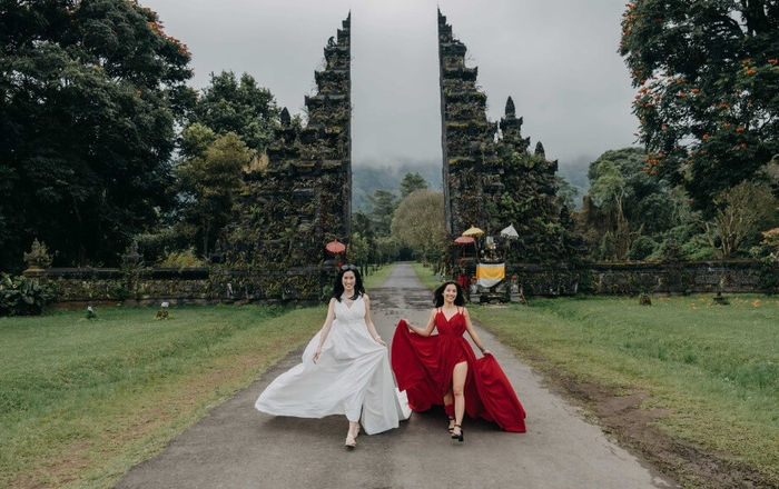 VIP Flying Dress Ubud Photoshoot