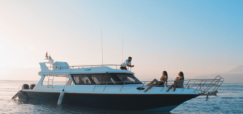 VIP Private Boat to Nusa Penida: Snorkeling with Mantas + Land Tour